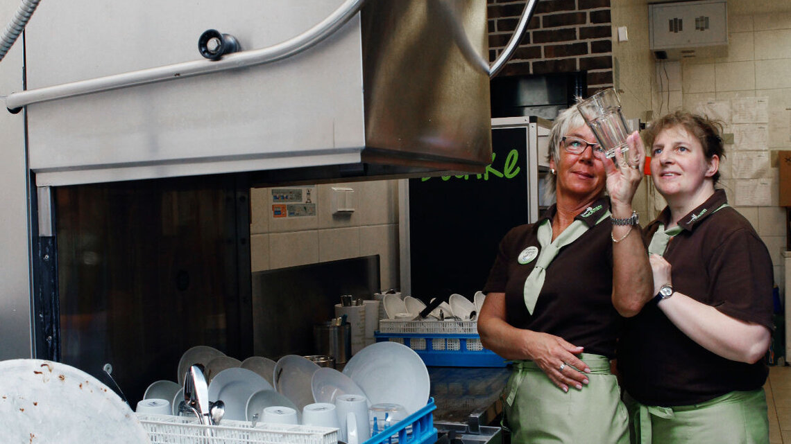 universal warewashing machine universal warewashing machine DV 125.2