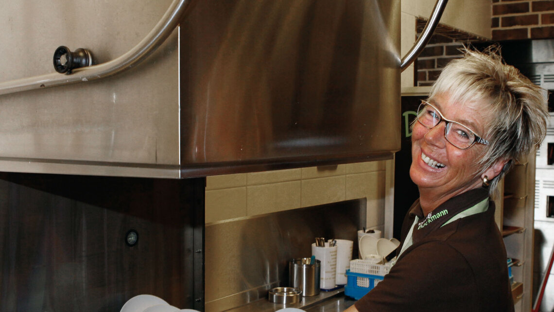 pass-through dishwashing machine pass-through dishwashing machine DV 125.2